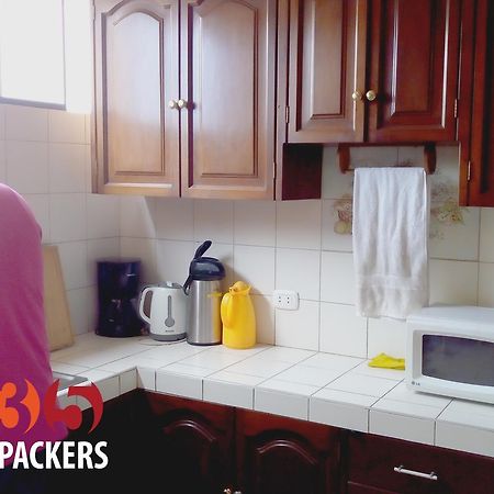 הוסטל לימה 335 Backpackers מראה חיצוני תמונה
